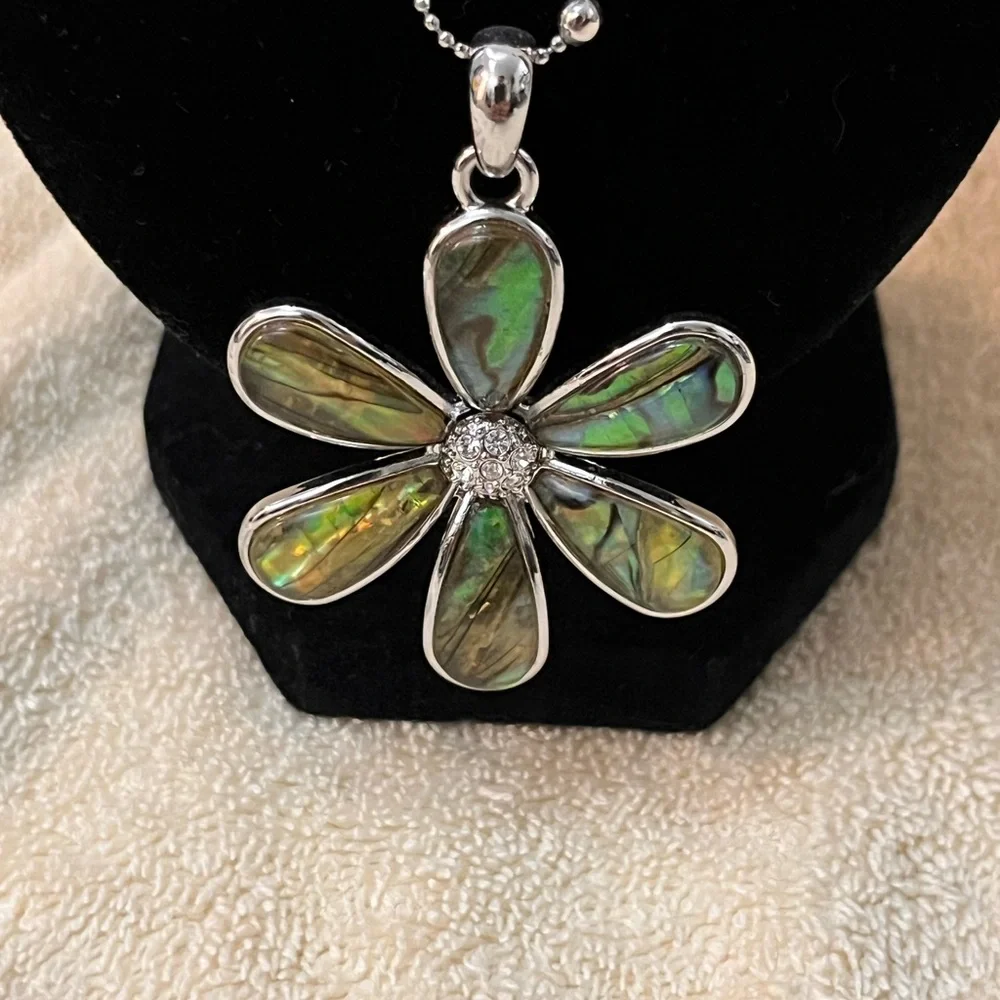 Lia Sophia Silver Necklace with Green Petal Pendant - Picture 2 of 6
